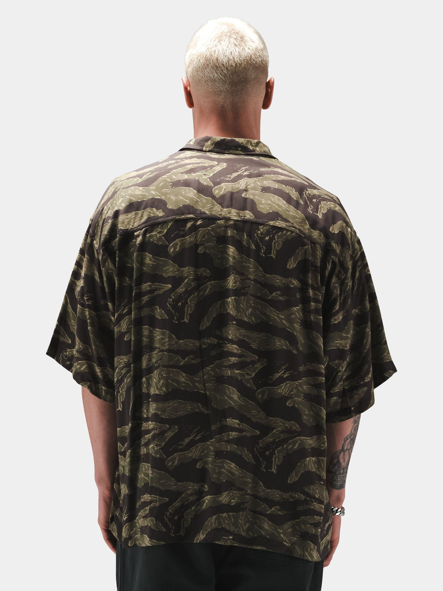 SS CAMO RELAXED CAMP SHIRT TOPS Alpha Industries 