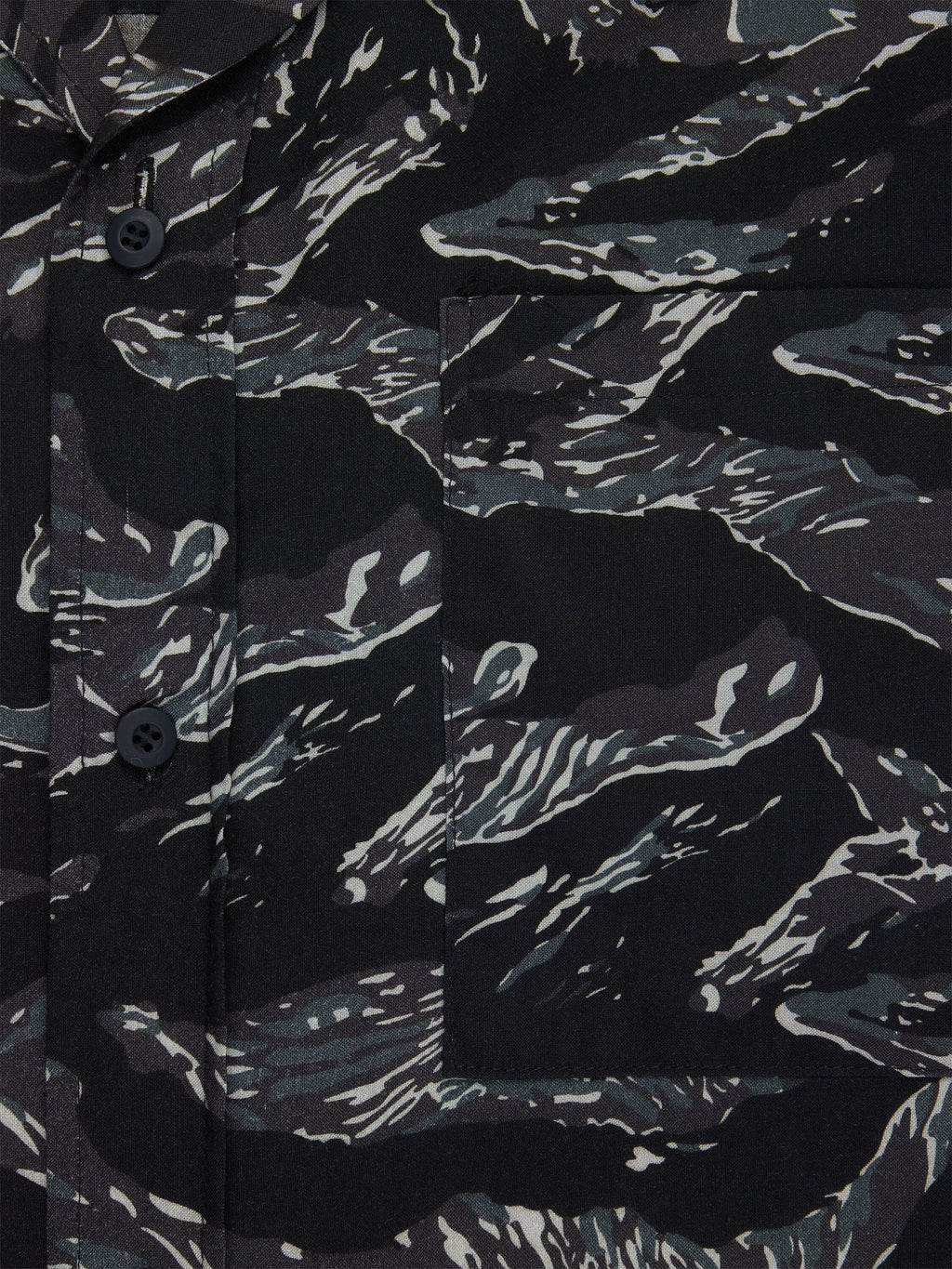 SS CAMO RELAXED CAMP SHIRT TOPS Alpha Industries 