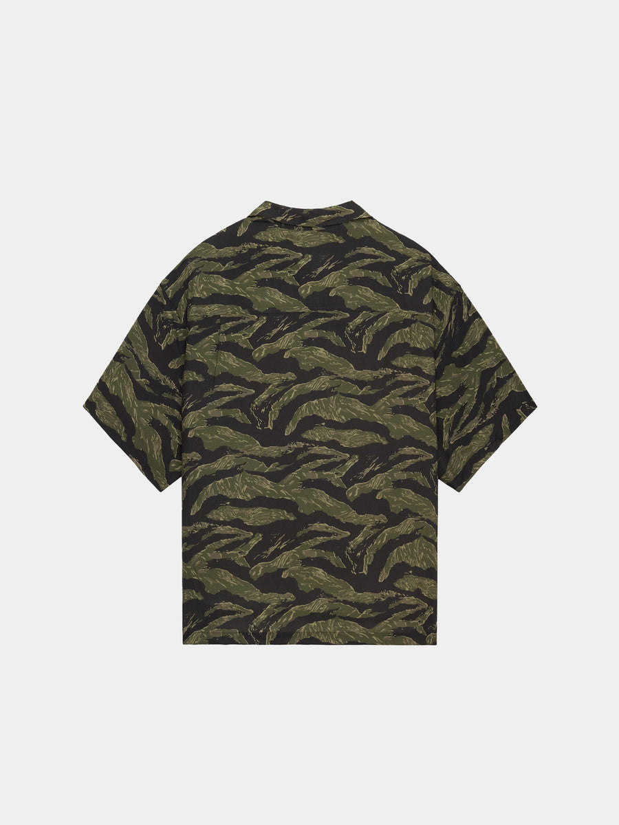 SS CAMO RELAXED CAMP SHIRT TOPS Alpha Industries 