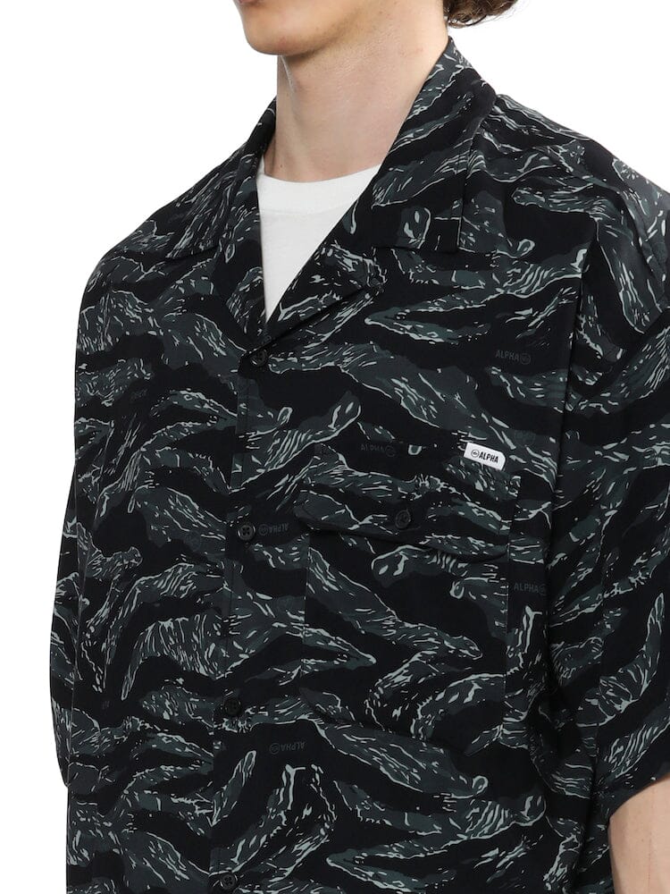 UNFRM Army Hawaii Shirt by Alpha Industries, black and gray patterned button-down with chest pocket.