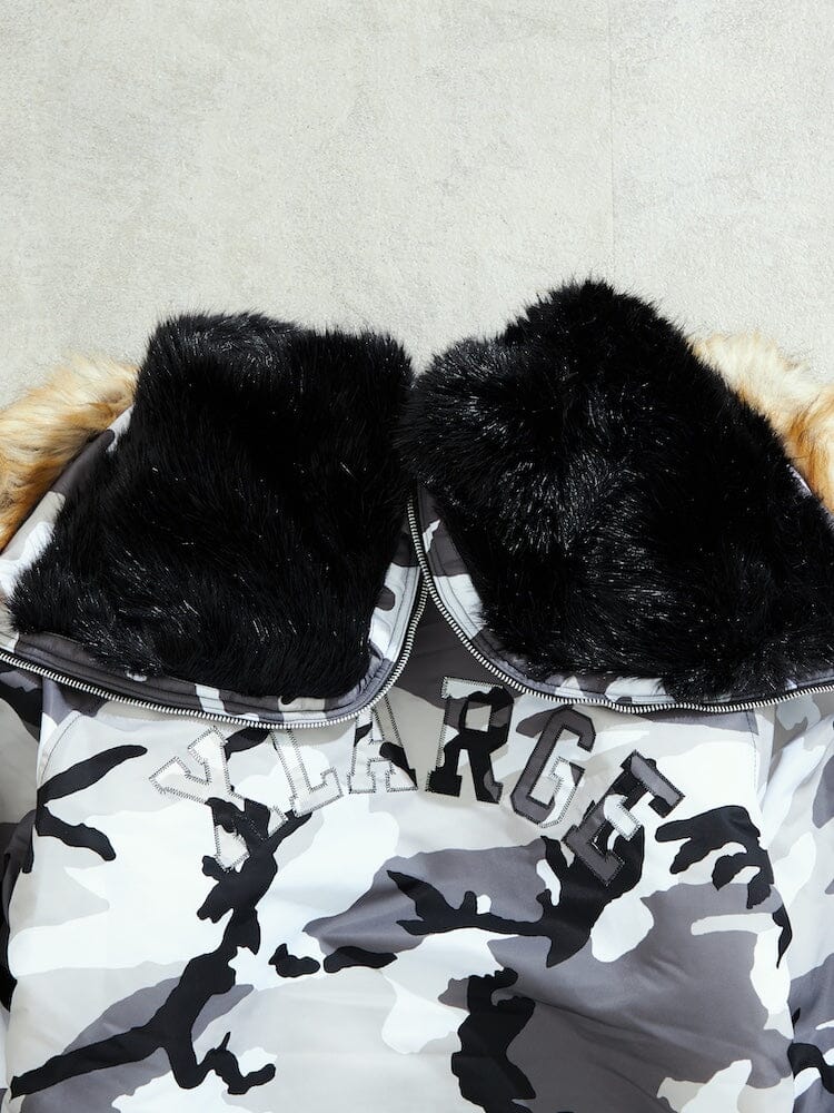 N-2B Core Spec Parka Alpha Industries, camouflage pattern, synthetic mouton fur-lined hood, XLARGE on chest, zipper closure.