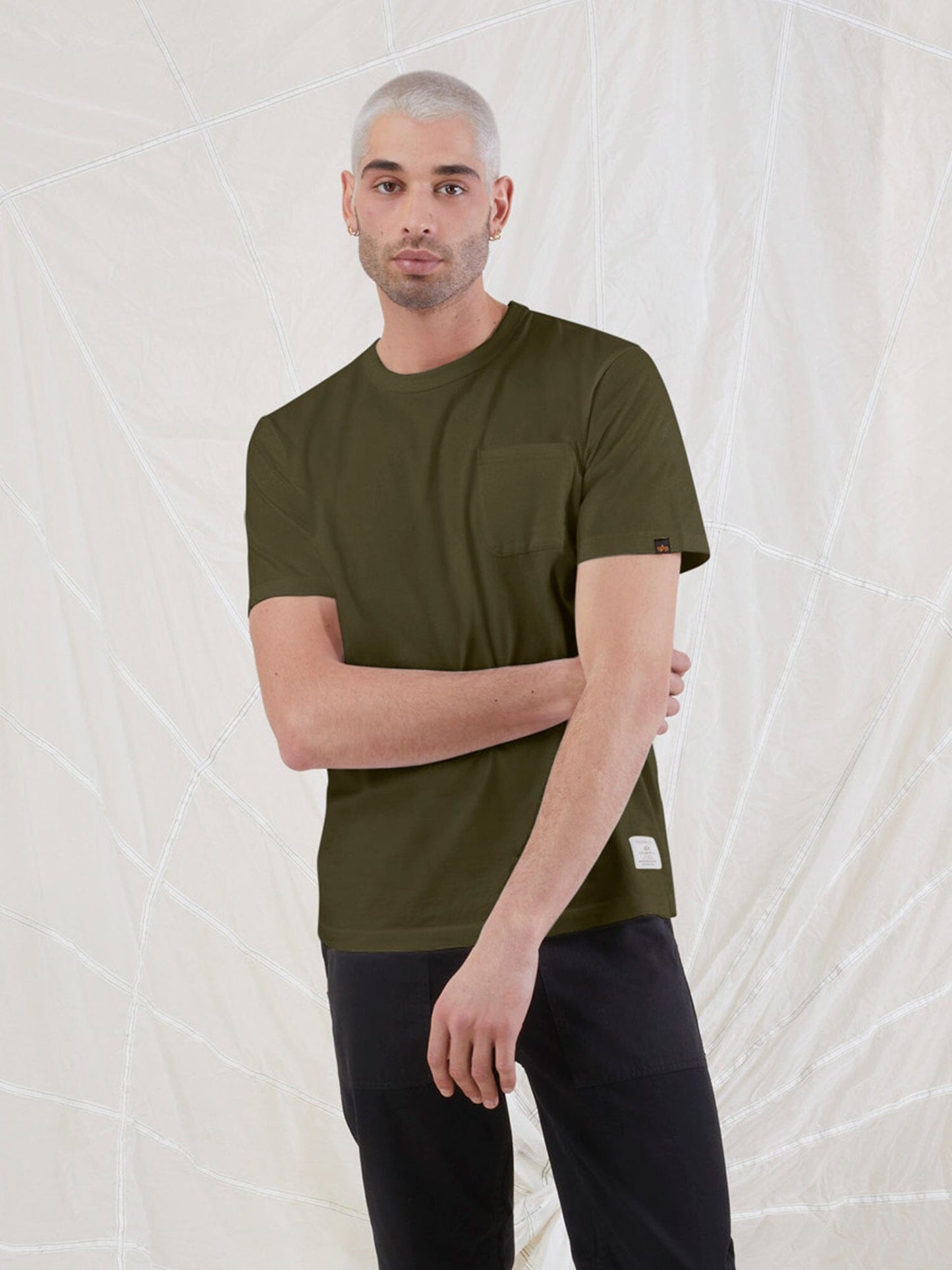 ESSENTIAL POCKET TEE TOP Alpha Industries 