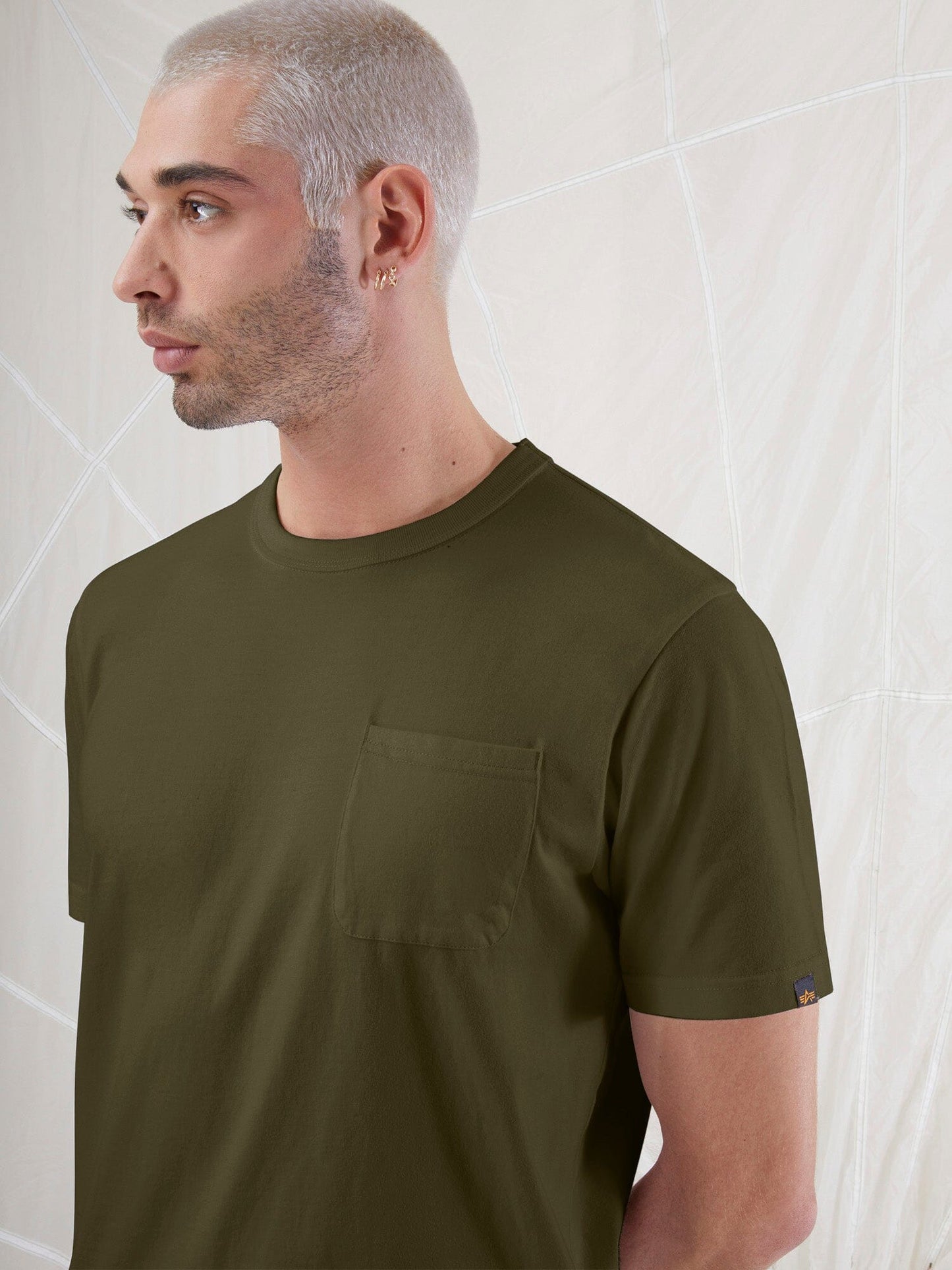 ESSENTIAL POCKET TEE TOP Alpha Industries 