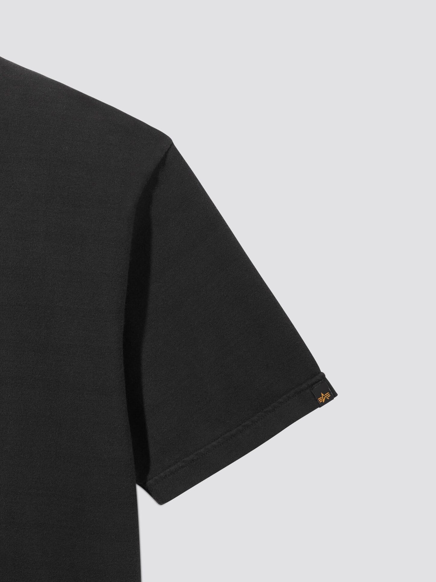 ESSENTIAL TEE TOP Alpha Industries, Inc. 
