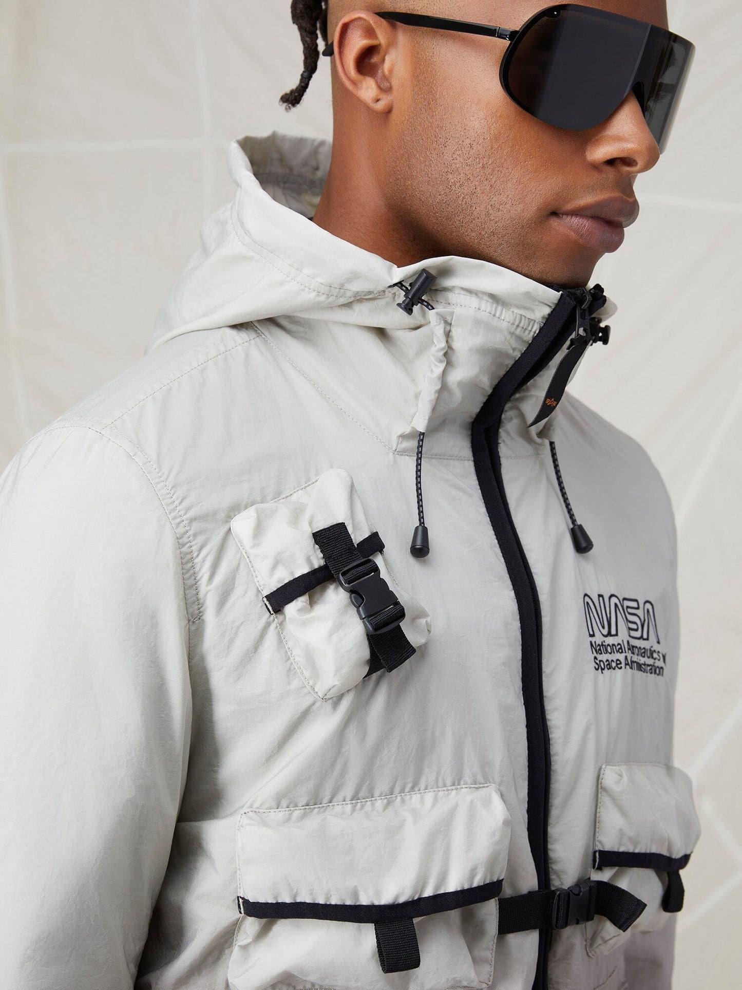 GRADIENT NASA WINDBREAKER OUTERWEAR Alpha Industries 