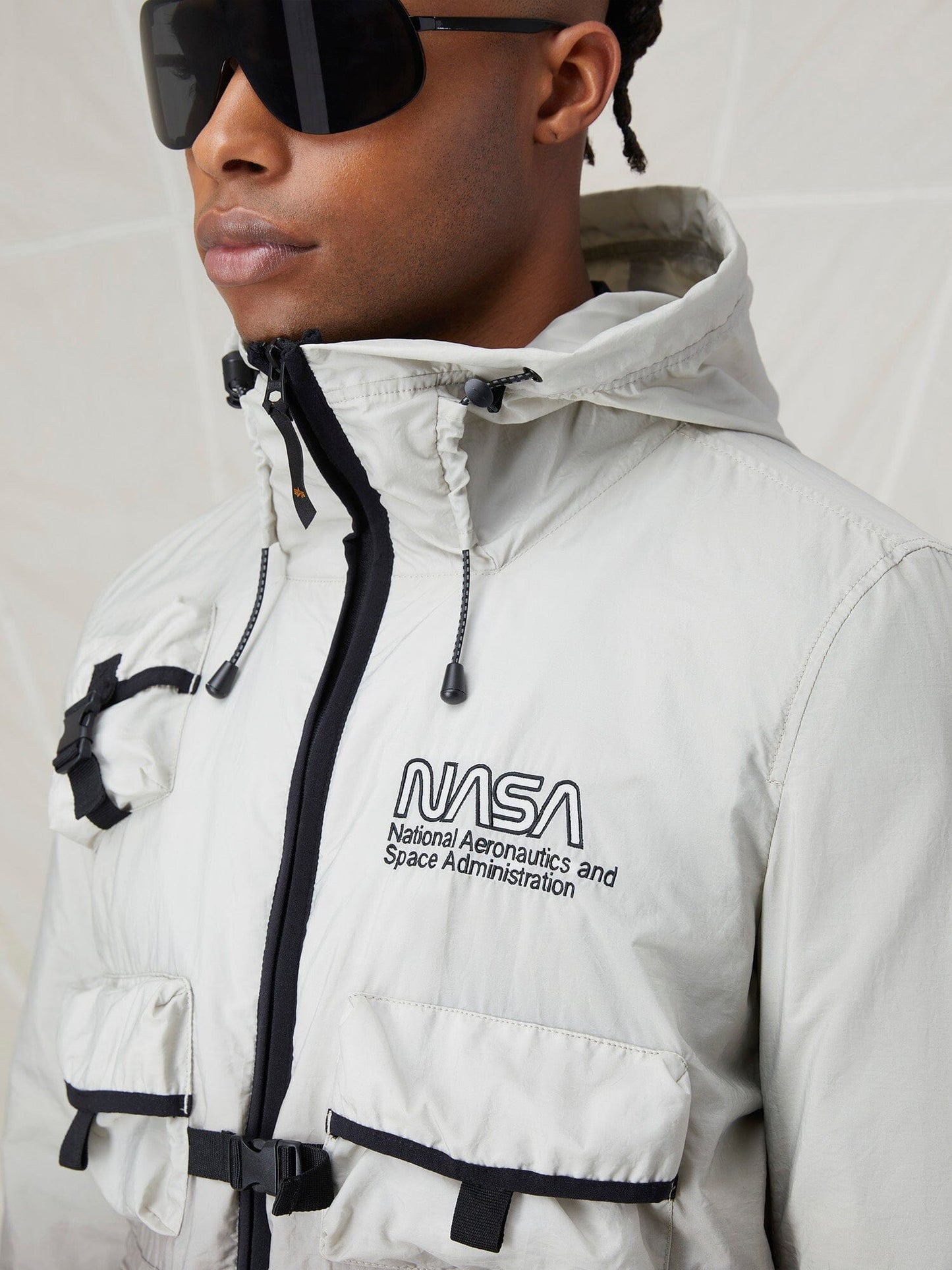 GRADIENT NASA WINDBREAKER OUTERWEAR Alpha Industries 
