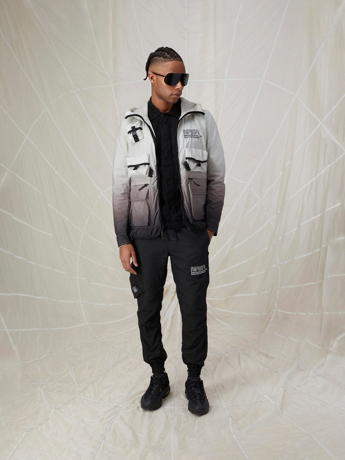 GRADIENT NASA WINDBREAKER OUTERWEAR Alpha Industries 