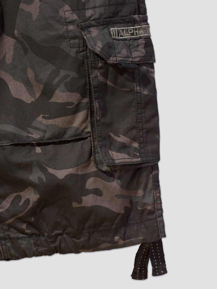 Jet Short Camo by Alpha Industries, dark camo pocket with flap and stitched Alpha label.