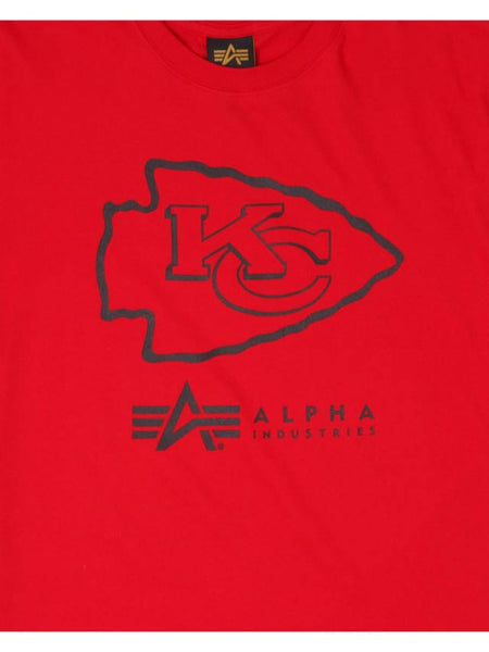 Red Kansas City Chiefs x Alpha x New Era t-shirt showcasing a striking team logo with "Alpha Industries" text below, elegantly highlighted by a twill applique.
