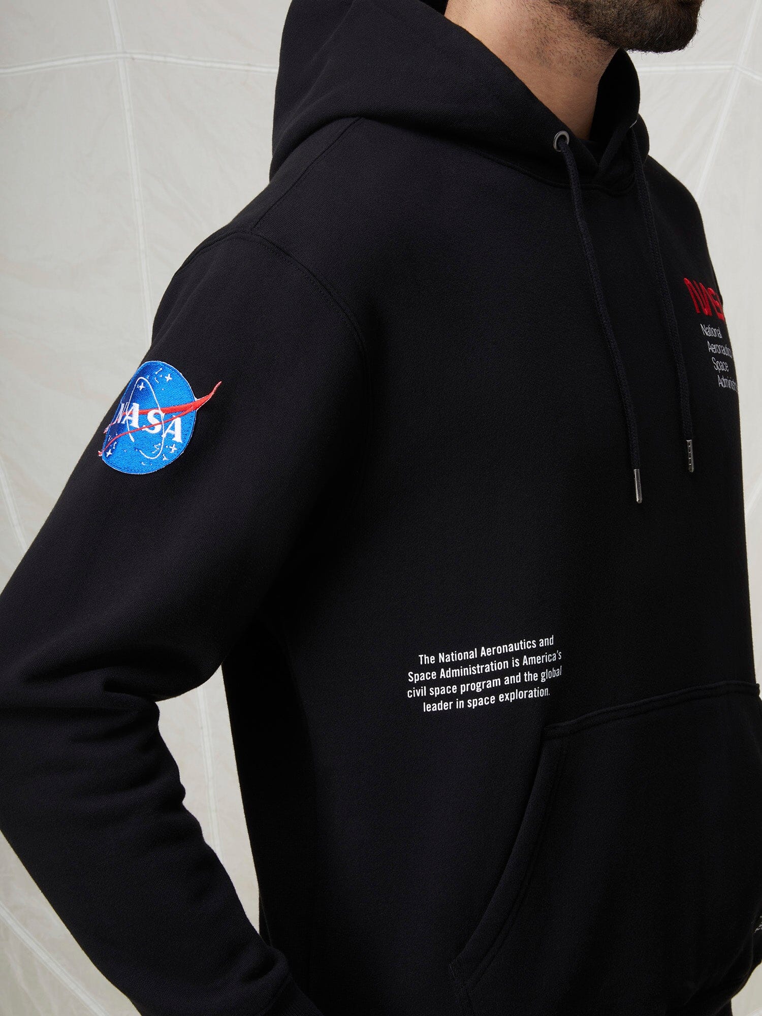 Alpha Industries Space Camp NASA パーカー NASA Worm Logo Hoodie (Charcoal) | Alpha Industries