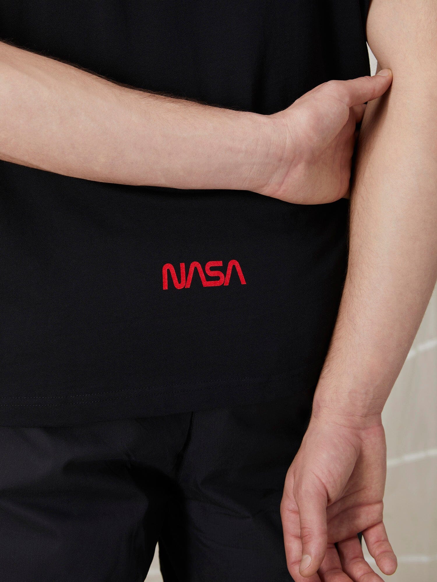 NASA WORM LOGO TEE TOP Alpha Industries 