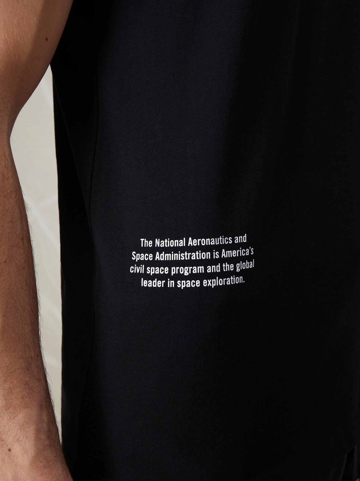 NASA WORM LOGO TEE TOP Alpha Industries 
